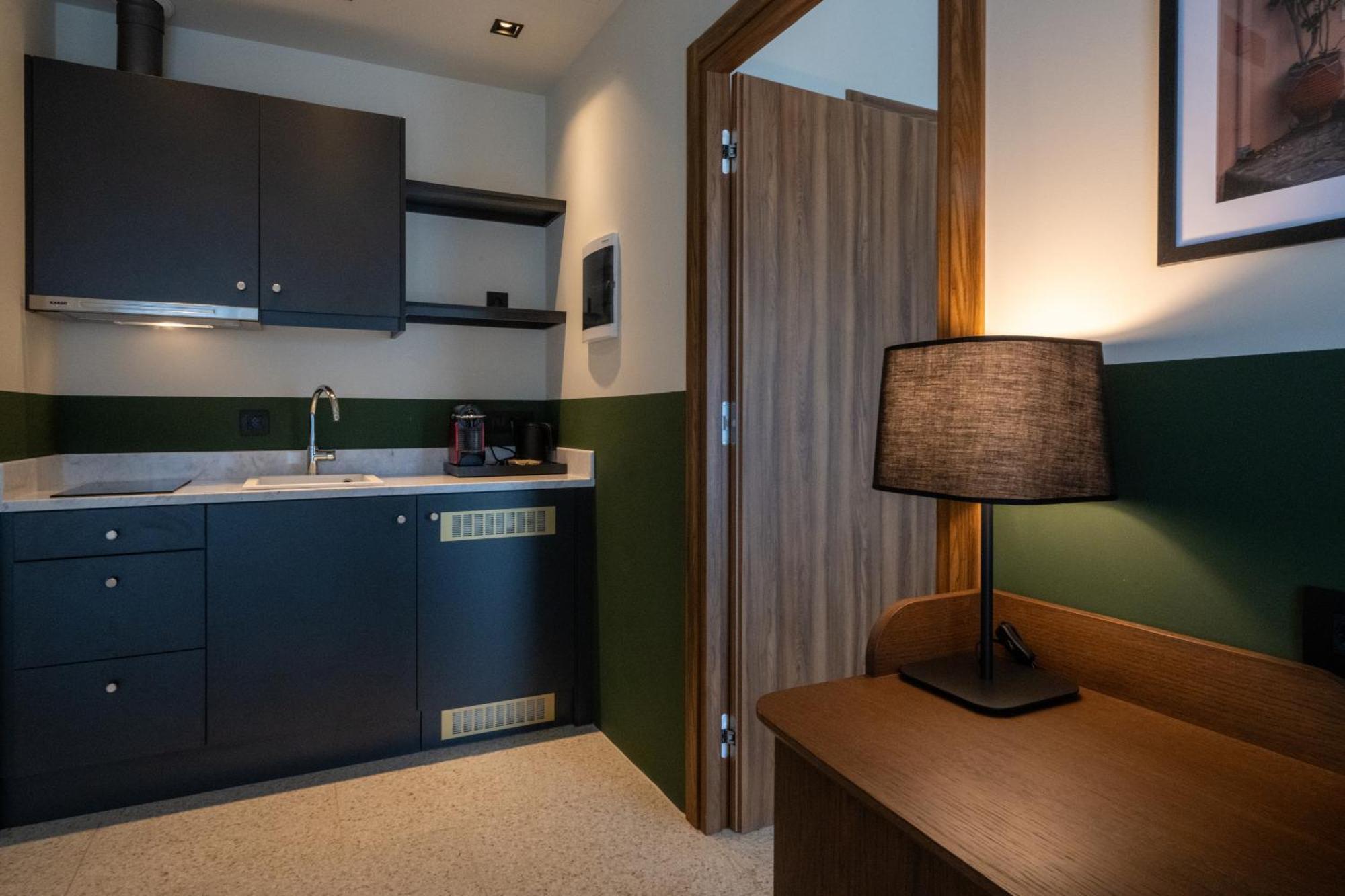 Evripidou 7 - Kalamata Mediterranean Suites Exteriér fotografie