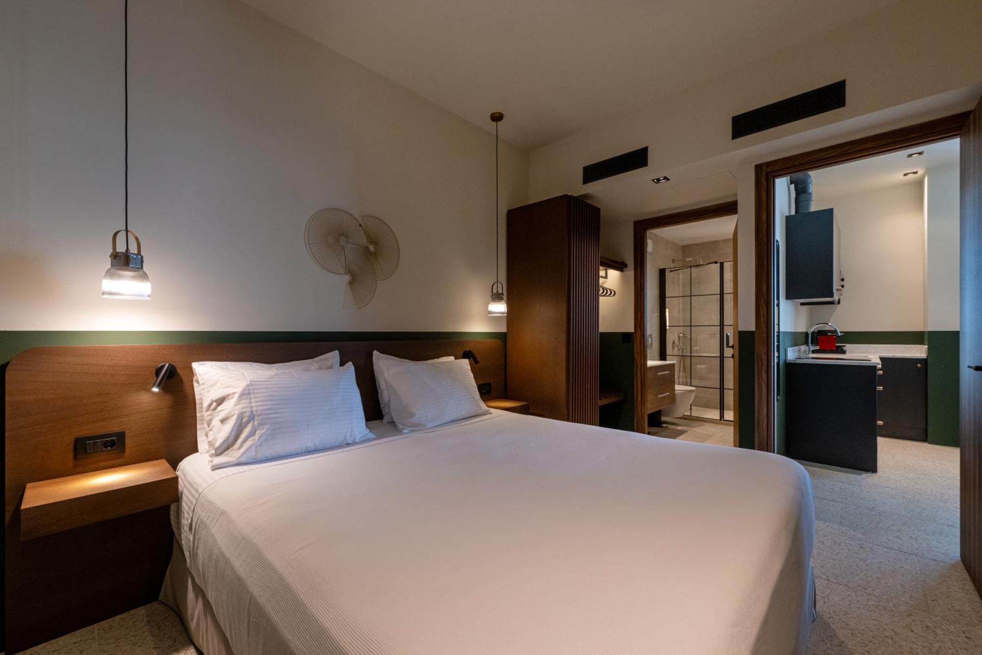 Evripidou 7 - Kalamata Mediterranean Suites Pokoj fotografie