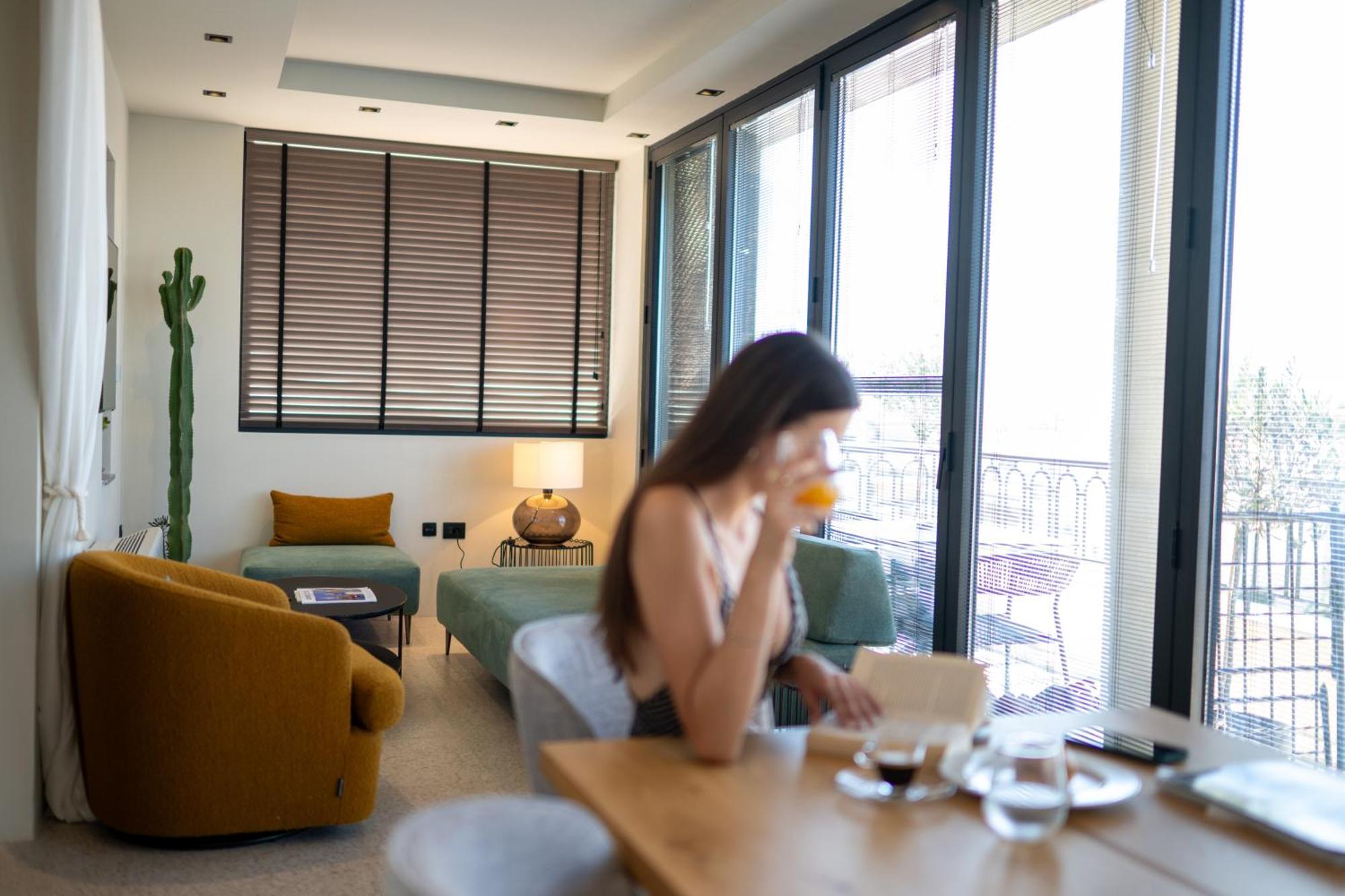 Evripidou 7 - Kalamata Mediterranean Suites Exteriér fotografie